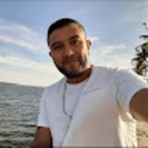 Meet your Posher, Juan sebastian